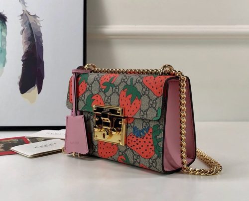 Gucci Padlock Shoulder Bag GG Strawberry Small Beige/Ebony Multicolor