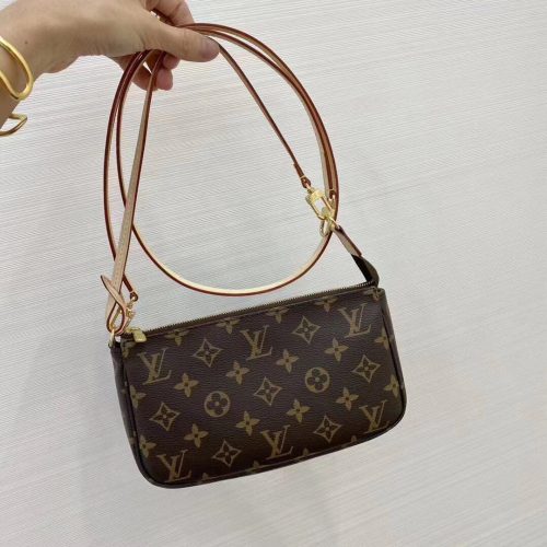 LOUIS VUITTON Pochette Accessoires Monogram Canvas
