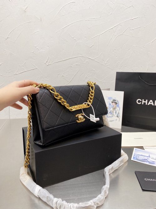 Chanel Matelasse With Logo Chainshoulder