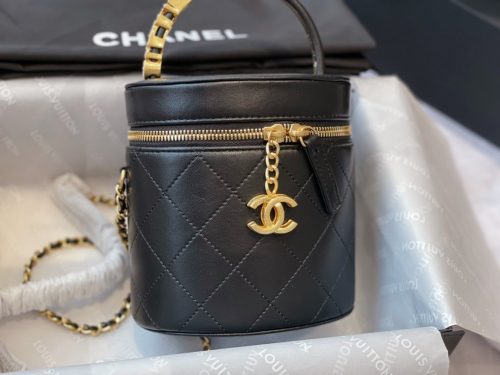 CHANEL VANITY C024212