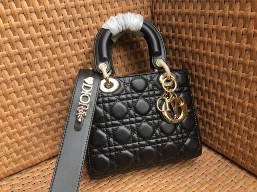 DIOR ST HONORÉ BAG