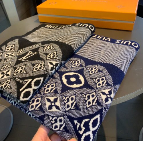 VL - Luxury Edition LUV Scarf 008