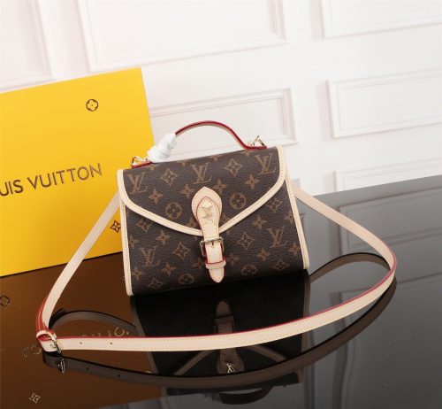 Louis Vuitton Monogram Canvas Shoulder Bag