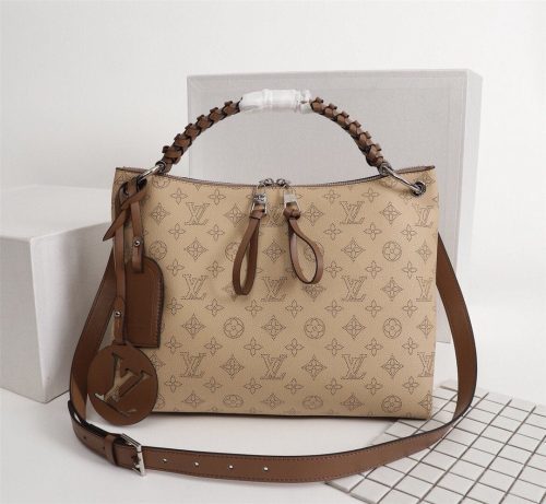 LV Louis Vuitton Beaubourg