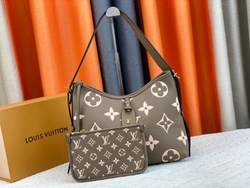 Louis Vuitton Carryall PM