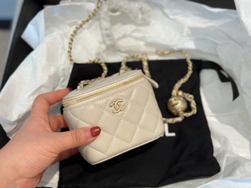 Chanel Classic Mini