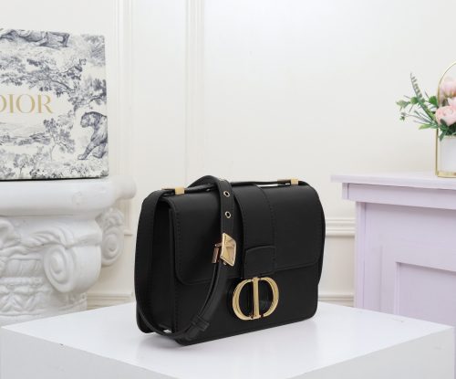 Dior 30 Montaigne Bag