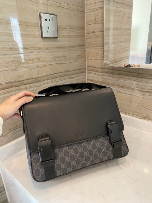 Gucci GG Leather Messenger Bag