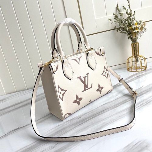 LOUIS VUITTON Onthego PM white
