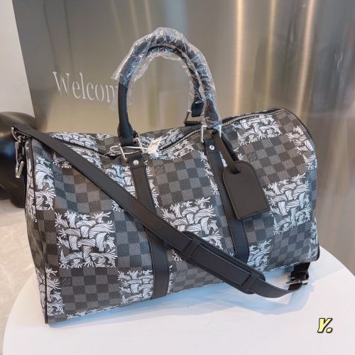 LOUIS VUITTON Pre-owned 2015 45 Keepall Travel Bag In Black