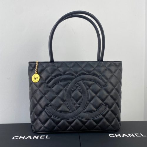 CHANEL Caviar Skin Leather Calf Leather Tote Bag Made