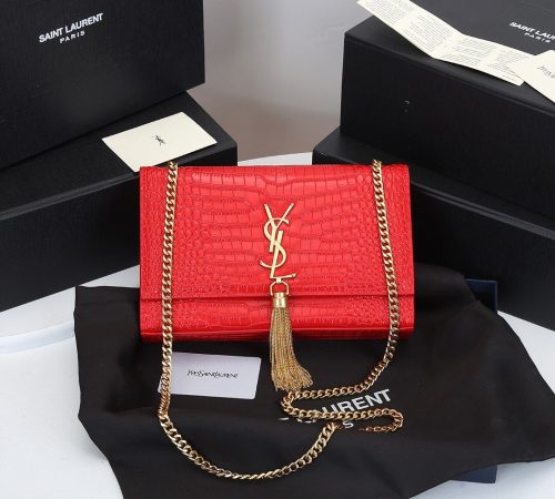KATE SMALL TASSEL IN LACQUERED LIZARD SKIN