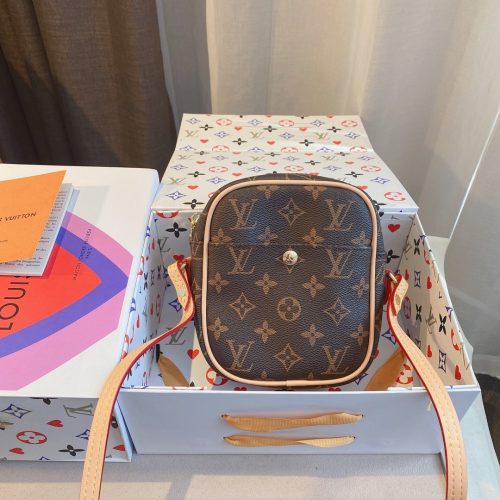 Lv mini lipstick shoulder pouch