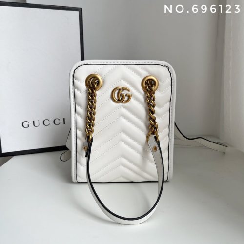 Gucci Marmont GG matelassé mini White Bag