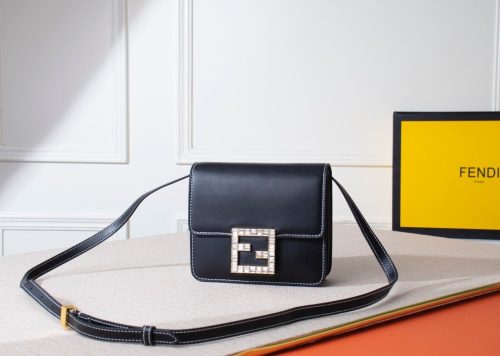 Fendi cream ‘Fab’ shoulder bag