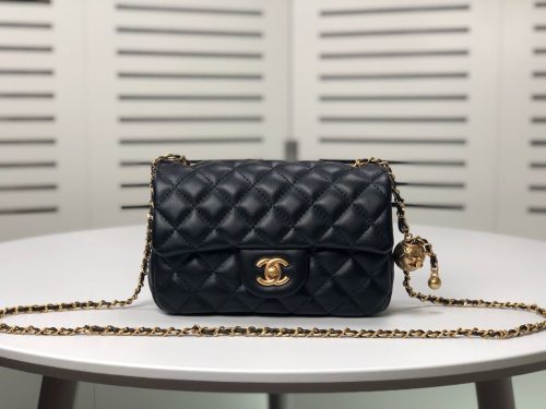 Chanel Wmns Flap Bag  Black
