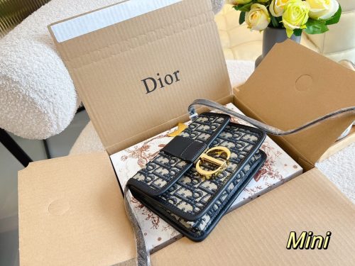Dior 30 Montaigne Box Bag Blue Dior Oblique Ja