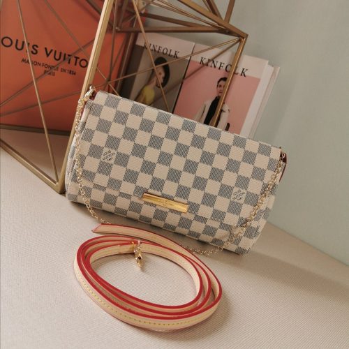 LV fav white Pm