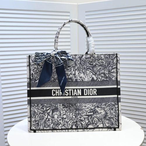 Medium Dior Book Tote