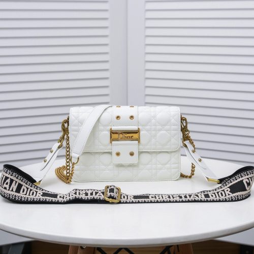 Medium Dior Caro Bag