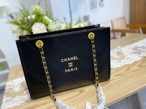CHANEL TOTE BAG