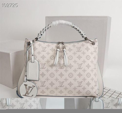 LV Louis Vuitton Beaubourg