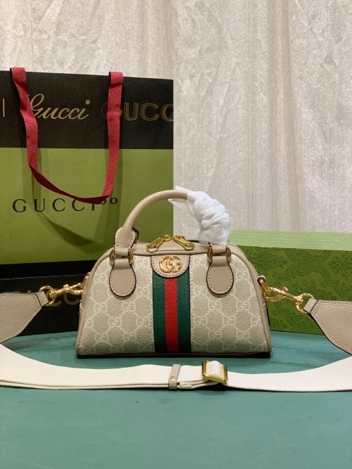GG  Monogram  White Oatmeal
