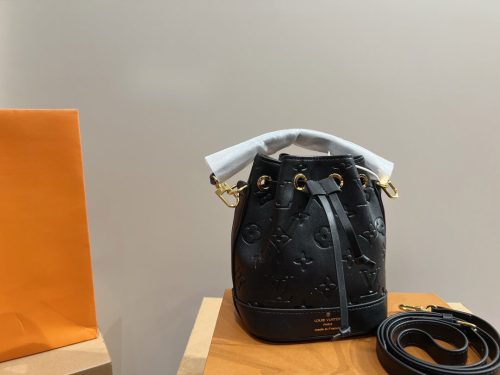 LV Tory Burch