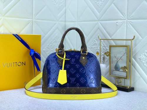 LOUIS VUITTON ALMA BB VERNIS LEATHER BAG