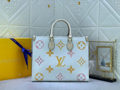 ONTHEGO Gradient Leather Crossbody Bag