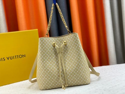 LV LOUIS VUITTON NEONOE BB