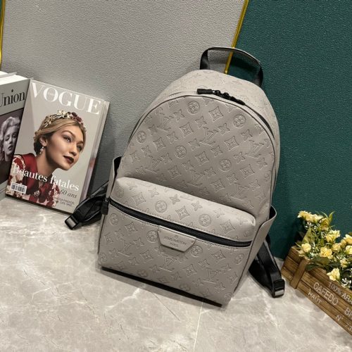 Louis Vuitton Discovery