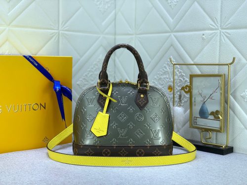 Louis Vuitton Alma BB Monogram Vernis Empreinte Leather