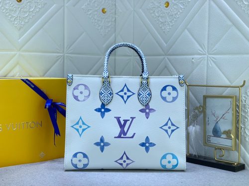 Louis Vuitton OnTheGo MM