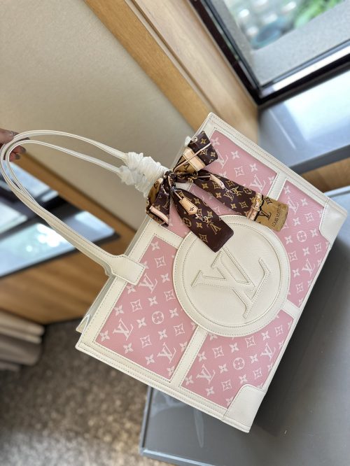LV TOTE BAG