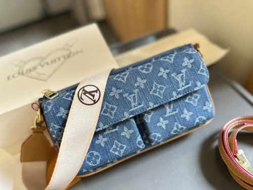 Louis Vuitton Monogram Canvas Vibe Bag
