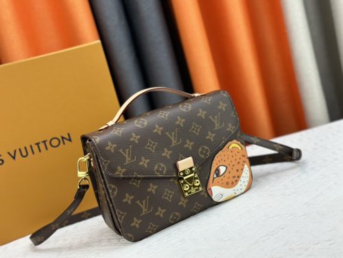 LOUIS VUITTON POCHETTE METIS
