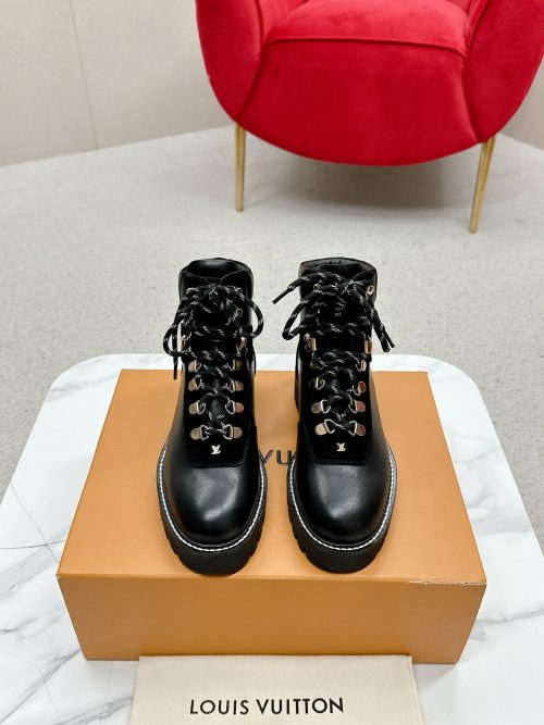 LV Territory Flat Ranger Boots