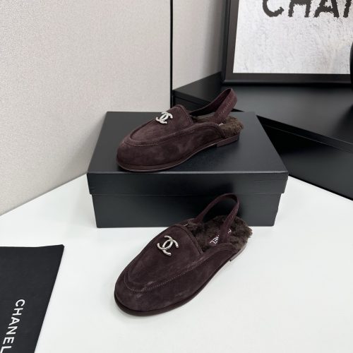 Chanel 25A slingback Suede vinous