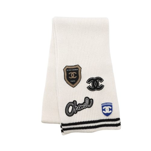 CHANEL 24B CASHMERE KNITTED BADGE SCARF WHITE 180CM