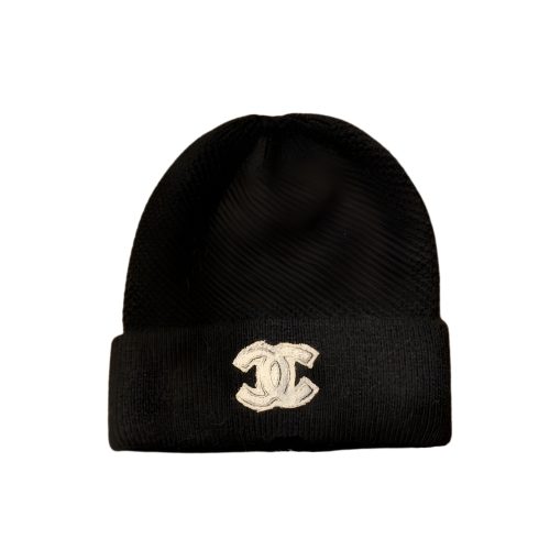 CHANEL CC LOGO CASHMERE BEANIE BLACK